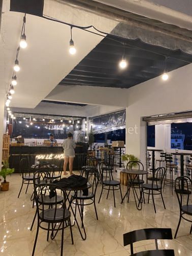 SANG NHƯỢNG QUÁN HAILEMOT ROOFTOP BAR