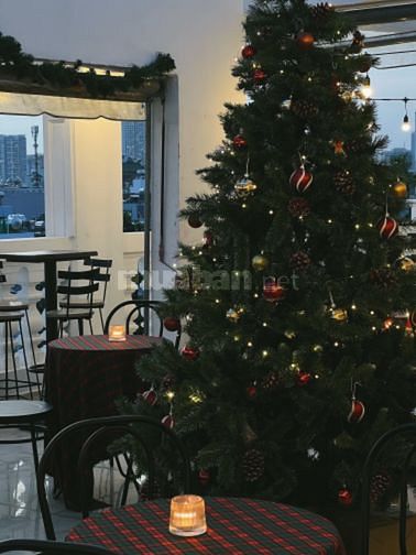 SANG NHƯỢNG QUÁN HAILEMOT ROOFTOP BAR