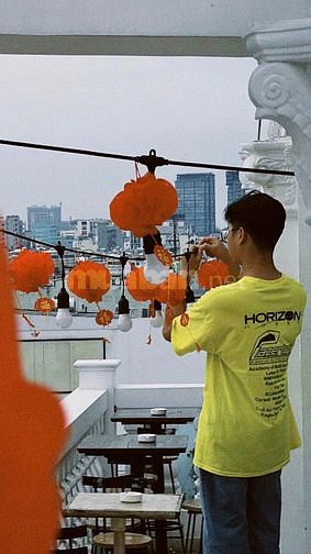 SANG NHƯỢNG QUÁN HAILEMOT ROOFTOP BAR