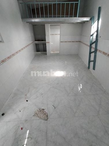 Cho thuê Phòng trọ mặt tiền đường Trần Tấn, Tân Phú, 40m2, thang máy