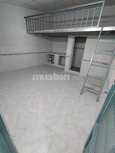 Cho thuê Phòng trọ mặt tiền đường Trần Tấn, Tân Phú, 40m2, thang máy