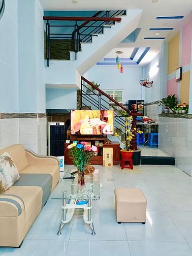 Nhà đúc 1T2L kế chợ Hiệp Thành, hẻm xe hơi yên tĩnh
