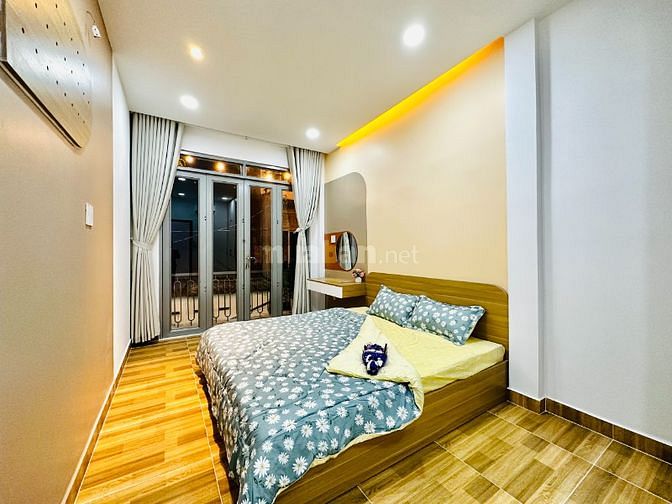 nhà ĐẸP Nguyễn Kiệm 1 lầu 3PN Full nội thất giá chỉ 4.5 tỷ