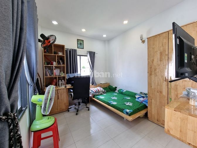 Bán nhà chính chủ hẻm xe hơi đường Nguyễn Đình Chiểu, P. 3, Phú Nhuận.