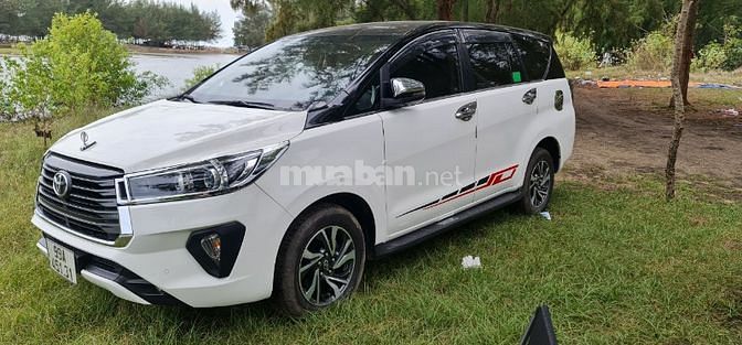 Xe InnovaG 2.0 AT, số tự động 2021, chạy lướt 12ngàn km, nệm da