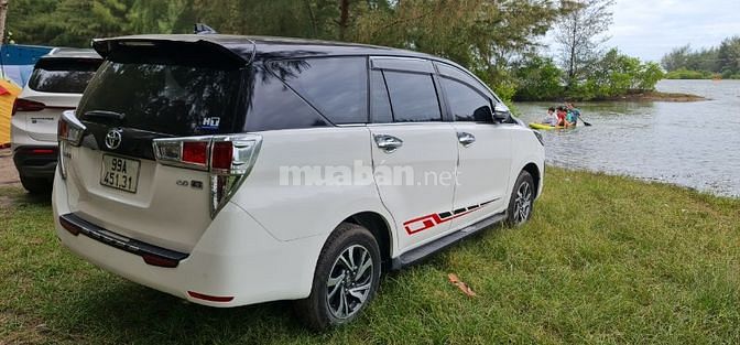 Xe InnovaG 2.0 AT, số tự động 2021, chạy lướt 12ngàn km, nệm da
