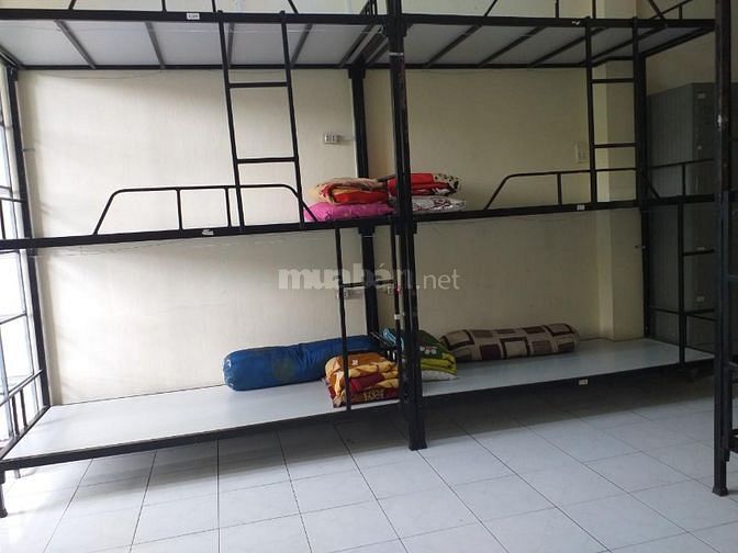 Phòng ký túc xá giá rẻ cho bạn chọn
