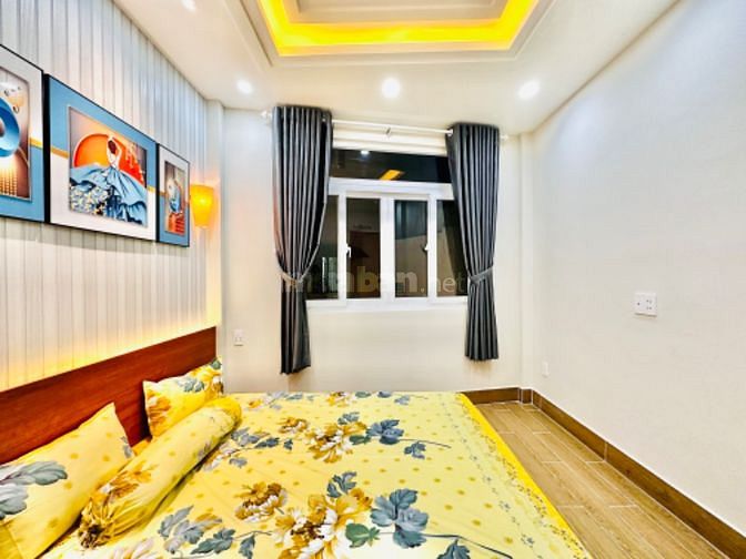 Nhà 3 lầu 3 PN full nội thất 25m2 Thống Nhất P11 GV