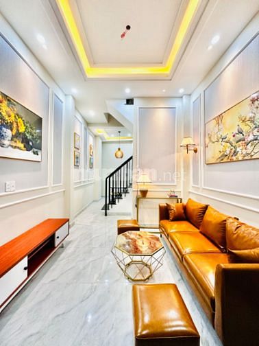Nhà 3 lầu 3 PN full nội thất 25m2 Thống Nhất P11 GV