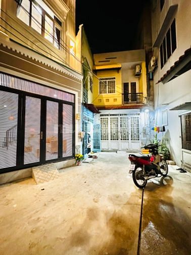 Nhà 3 lầu 3 PN full nội thất 25m2 Thống Nhất P11 GV