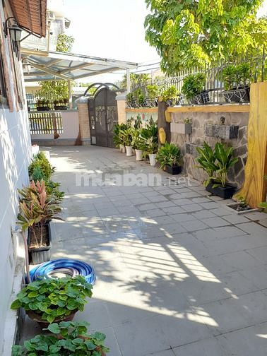 Bán nhà số 18B2 khu biệt thự Thạnh Xuân, Hà Huy Giáp, Quận 12, 16x24m