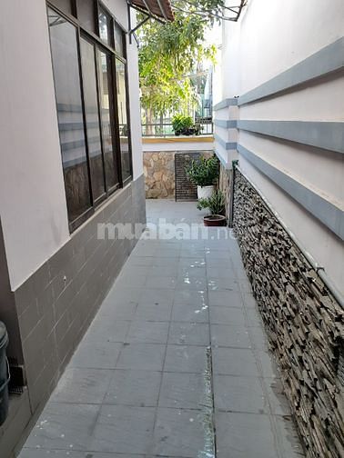 Bán nhà số 18B2 khu biệt thự Thạnh Xuân, Hà Huy Giáp, Quận 12, 16x24m