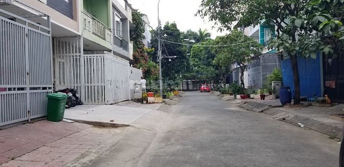 Cho thuê nhà Nguyên Căn (5x20) Tại P.Tam Phú,Thủ Đức
