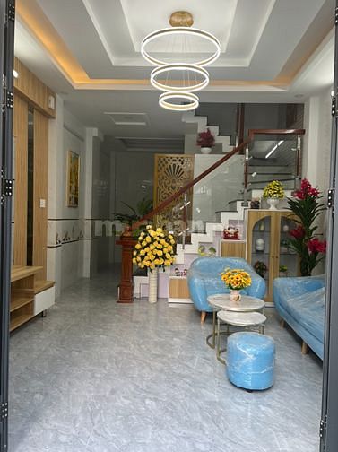 Nhà bán 1 trệt 2 lầu - 4.3m x 9m tại Phan Huy Ích giáp Tân Bình