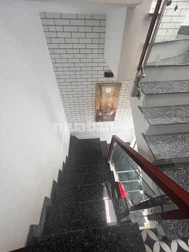 Nhà bán 1 trệt 2 lầu - 4.3m x 9m tại Phan Huy Ích giáp Tân Bình