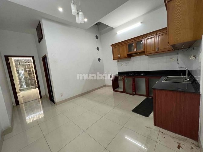 Cho Thuê Nhà 3 Lầu MT Tân Sơn Nhì, TSN, Tân Phú.DT: 320m2