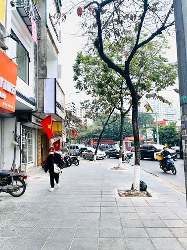 Cho thuê cửa hàng tại 17 Nguyễn Phong Sắc, Cầu Giấy, 2 tầng, 70 m2/sàn