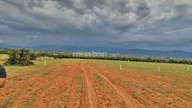 bán 5 xào đất  Hồng Thái, ngay 2 đường liên huyện giao nhau.