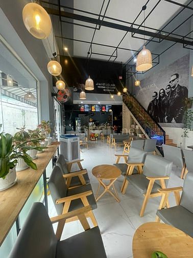Sang quán cafe, khu VIP góc 2 mặt tiền