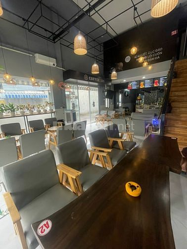 Sang quán cafe, khu VIP góc 2 mặt tiền