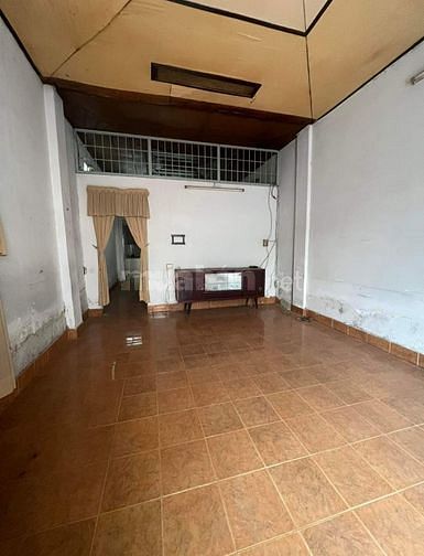 Nhà nát mặt tiền đường Trần Lựu, phường An Phú, quận 2