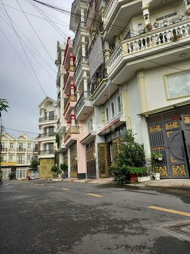 NHÀ CHÍNH CHỦ MỚI XÂY P. HIỆP THÀNH