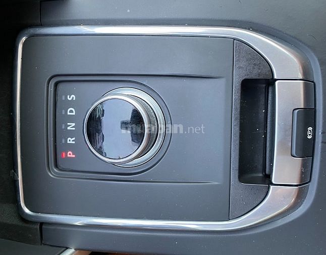 Bán LandRover Discovery Sport HSE xe 7 xe quá mới đi 26.000 ngàn