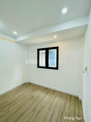 Nhà Đẹp Gía Tốt 3 Lầu Hẻm Xe Hơi Khu Vực Vip Huỳnh Văn Bánh,P12,PNhuận