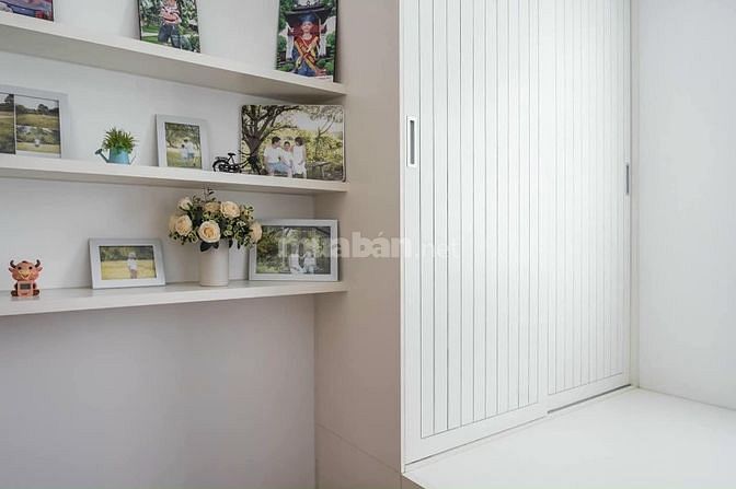 Nhà Đẹp Gía Tốt 3 Lầu Hẻm Xe Hơi Khu Vực Vip Huỳnh Văn Bánh,P12,PNhuận