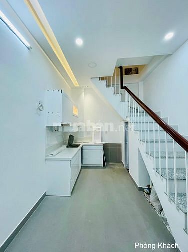 Nhà Đẹp Gía Tốt 3 Lầu Hẻm Xe Hơi Khu Vực Vip Huỳnh Văn Bánh,P12,PNhuận