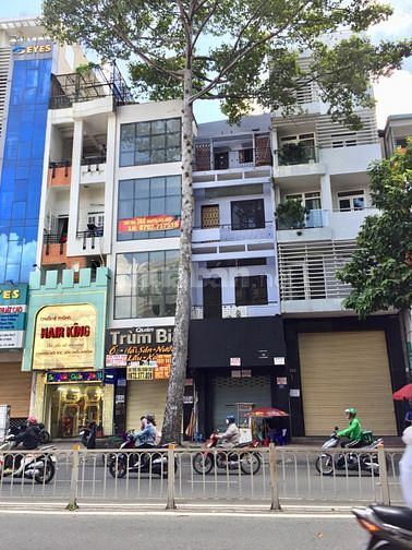 Hot! Mặt tiền Trần Hưng Đạo, Q5. DT: 4.2*17, 5 tầng