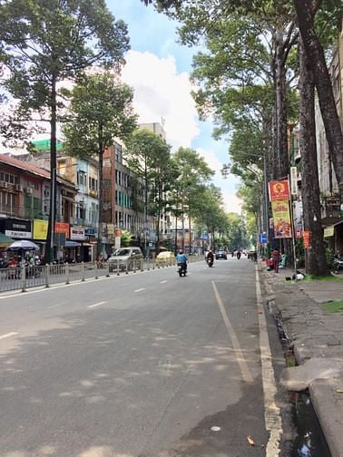 Hot! Mặt tiền Trần Hưng Đạo, Q5. DT: 4.2*17, 5 tầng