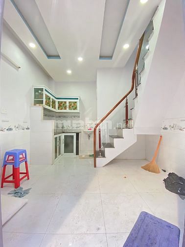 Chủ nhà cần tiền bán gấp nhà 2MT đường Lê Văn Khương_đại hạ giá