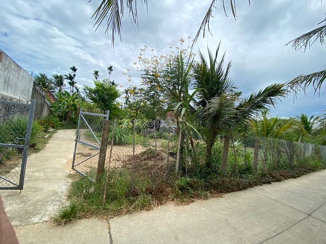 Bán đất xã Ninh Bình - Ninh Hoà. Dân cắt bán ngang 20m dài 30m