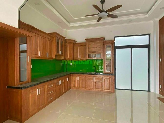 Bán nhà trệt 3lầu 80m2 phường Phước Long B Q9
