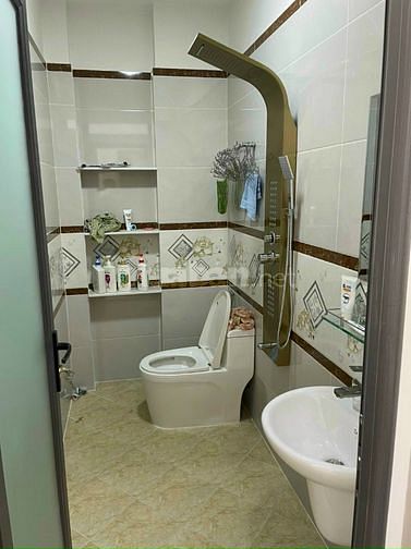 Bán nhà trệt 3lầu 80m2 phường Phước Long B Q9