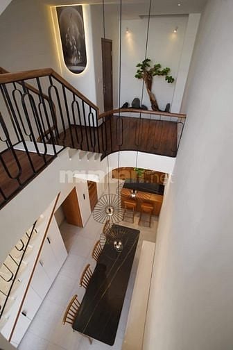 BÁN NHÀ THẠCH BÀN, NHÀ MỚI XÂY TẶNG TOÀN BỘ NỘI THẤT , 40M2, 5.XX TỶ