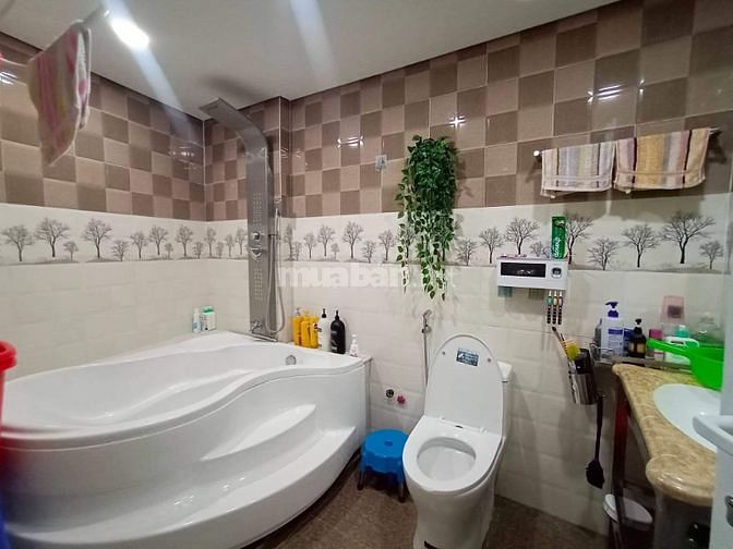 BÁN nhà Phạm văn đồng-vĩnh hòa-DT 6x11m-2 tầng-3PN-kinh doanh-chỉ 3.6T