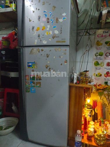 Cần bán 1 máy giặt và 1 tủ lạnh 