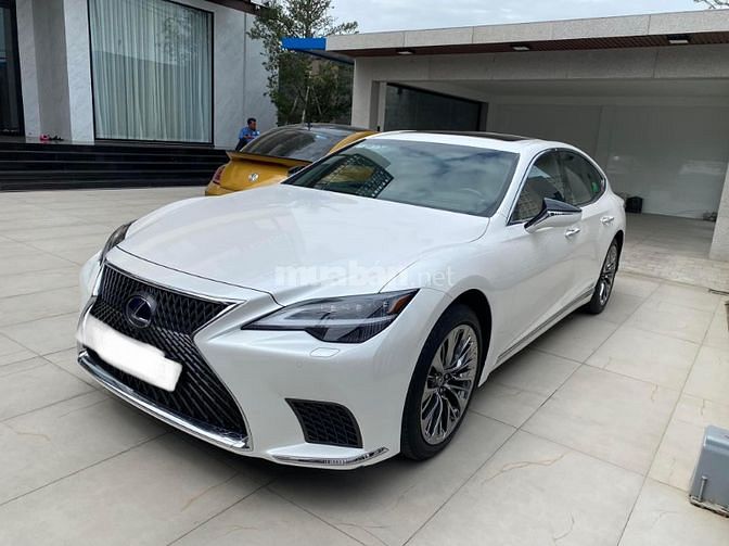 Bán Lexus LS 500H, sản xuất 2021, 1 chủ từ đầu, rẻ hơn xe mới 3 đồng 