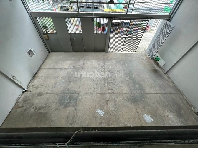 Nhà RỘNG có sân 12x25m 1 lầu, 8P lớn đ. 12m gần chợ 184/2 Tân Hương 