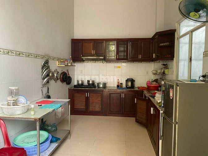 U là trời giá rẻ 10 tỷ Mặt tiền đường 494 Lê Văn Việt P.TNPA