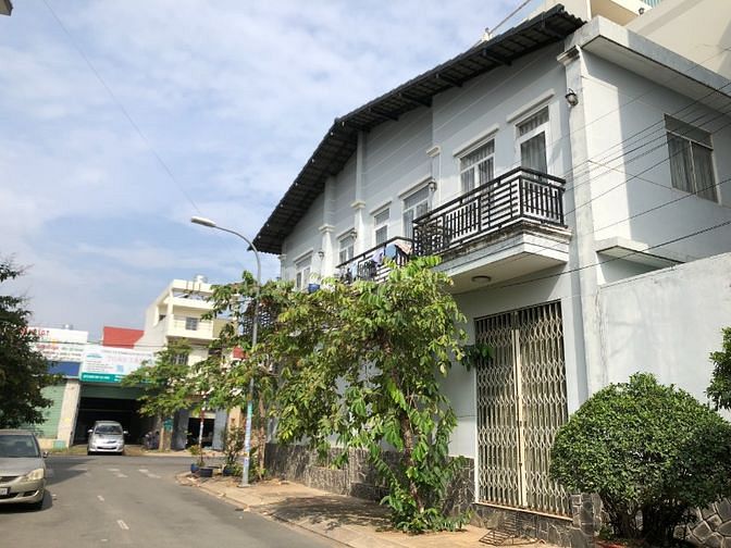 U là trời giá rẻ 10 tỷ Mặt tiền đường 494 Lê Văn Việt P.TNPA