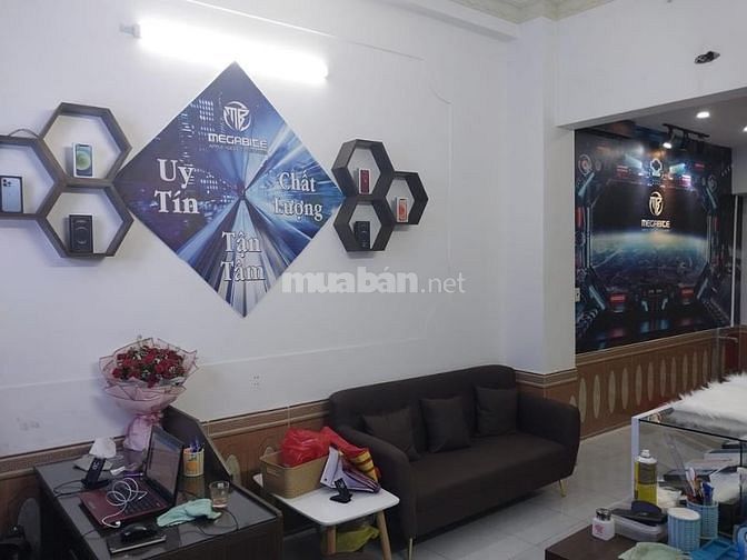 Cần sang nhượng của hàng Buôn bán- Sửa chữa điện thoại