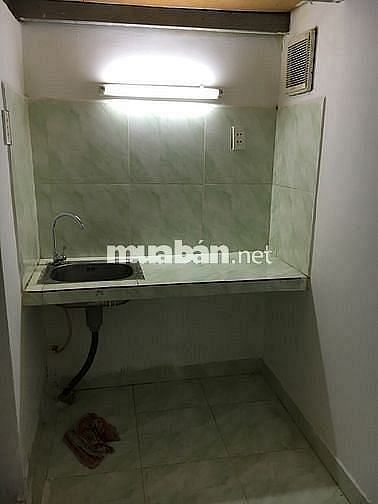 Cho thuê phòng trọ sát đại học Ngoại Thương, Đường D5, Bình Thạnh, WCR