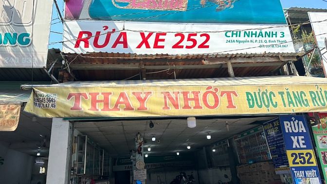 TUYỂN NAM RỬA XE MÁY, CÓ CHỖ Ở LẠI, LƯƠNG TỪ 9 - 12 TRIỆU/THÁNG