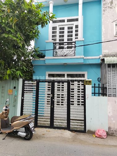 Nhà mặt tiền tx13 nhỏ xinh cho thuê giá rẻ.