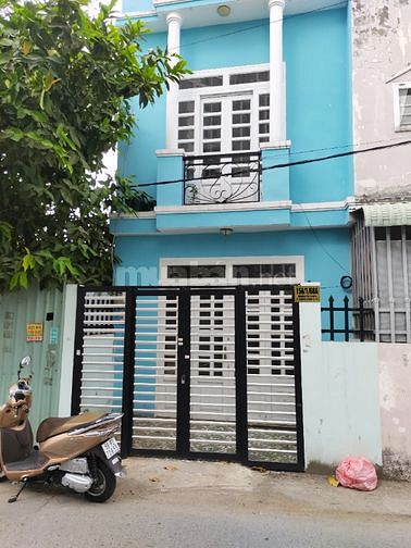 Nhà mặt tiền tx13 nhỏ xinh cho thuê giá rẻ.