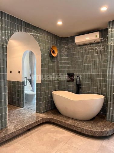 Bán tòa Nhà mặt phố Yên Phụ kinh doanh dòng tiền hơn tỷ/năm chỉ 18 tỷ