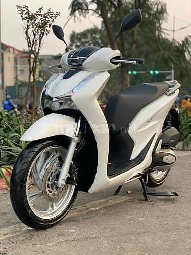 Cần bán SH Việt 125 CBS 2023 màu trắng siêu mới - quá đẹp 